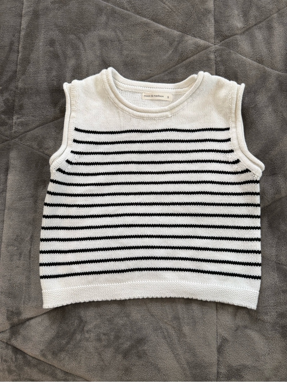 Cropped Striped Knit Sleeveless Top